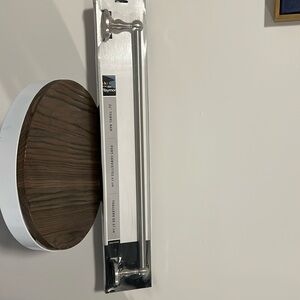 Taymor Towel Bar